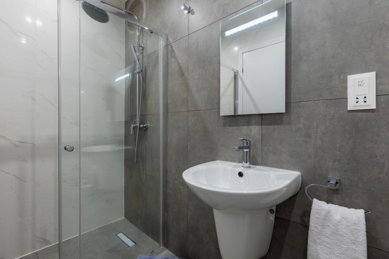 Apartament Seaside Luxury In Pembroke St Julians Zewnętrze zdjęcie